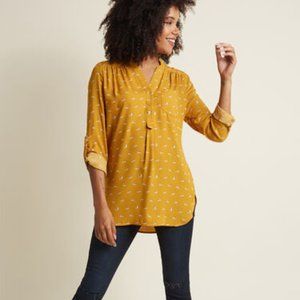 A Critter Wonder Top in Raccoons